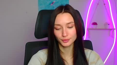 Taya online show from April 3, 2026, 5:27 am