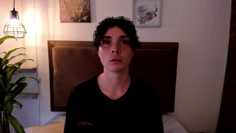 Snapshot of tayler_colins_1 chatting on February 6, 2026, 7:39 pm online show from February 6, 2026, 7:39 pm