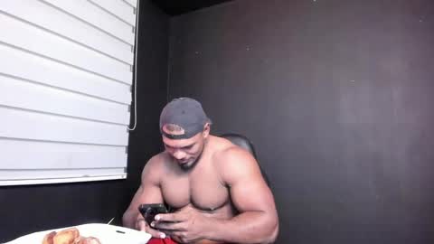 Snapshot of tayler_waka chatting on January 23, 2025, 1:51 am Tyler online show from January 23, 2025, 1:51 am