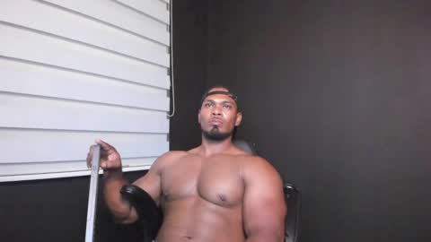 Snapshot of tayler_waka chatting on January 24, 2025, 3:54 am Tyler online show from January 24, 2025, 3:54 am