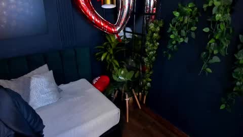 Snapshot of taylor_bennet chatting on February 17, 2025, 12:05 pm Taylor Bennet online show from February 17, 2025, 12:05 pm