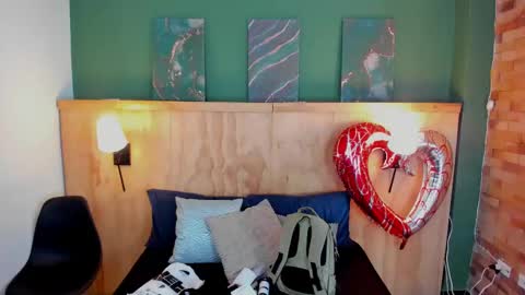 Snapshot of taylor_bennet chatting on February 23, 2025, 12:05 pm Taylor Bennet online show from February 23, 2025, 12:05 pm