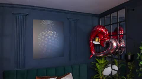 Snapshot of taylor_bennet chatting on February 24, 2025, 12:05 pm Taylor Bennet online show from February 24, 2025, 12:05 pm