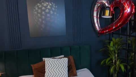 Snapshot of taylor_bennet chatting on March 5, 2025, 12:00 pm Taylor Bennet online show from March 5, 2025, 12:00 pm