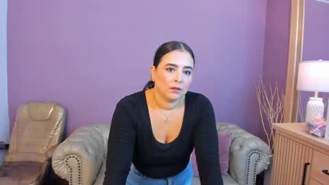 Snapshot of taylor_bennet chatting on September 15, 2025, 12:05 pm Taylor Bennet online show from September 15, 2025, 12:05 pm