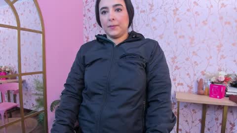 Snapshot of taylor_bennet chatting on September 17, 2025, 12:07 pm Taylor Bennet online show from September 17, 2025, 12:07 pm