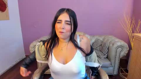 Snapshot of taylor_bennet chatting on October 3, 2025, 12:13 pm Taylor Bennet online show from October 3, 2025, 12:13 pm