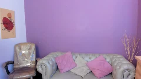 Snapshot of taylor_bennet chatting on October 17, 2025, 12:08 pm Taylor Bennet online show from October 17, 2025, 12:08 pm