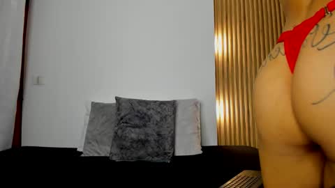 Snapshot of taylor_evanss1 chatting on September 15, 2025, 8:09 pm Taylor online show from September 15, 2025, 8:09 pm