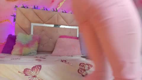 Oriana online show from October 31, 2025, 11:00 am