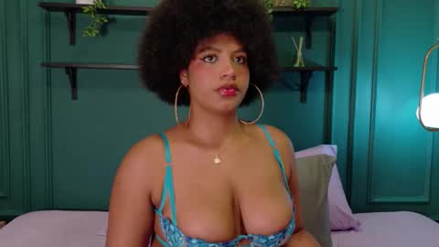 Snapshot of taylor_sexyy chatting on March 1, 2026, 2:02 am Taylor online show from March 1, 2026, 2:02 am