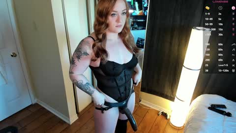 Snapshot of taylortait chatting on December 14, 2024, 5:58 pm Taylor Tait online show from December 14, 2024, 5:58 pm