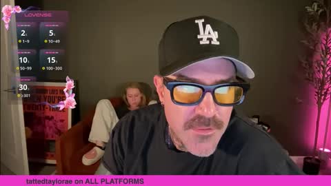 Snapshot of taylorxxxrae chatting on February 25, 2026, 1:59 am Taylor Rae online show from February 25, 2026, 1:59 am