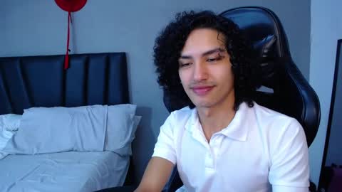 Snapshot of tayronx33 chatting on January 31, 2026, 9:57 pm Tayron online show from January 31, 2026, 9:57 pm