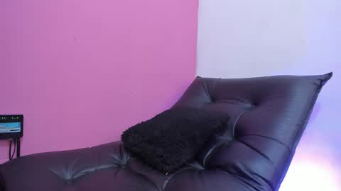 ask for cum online show from December 19, 2024, 9:17 pm