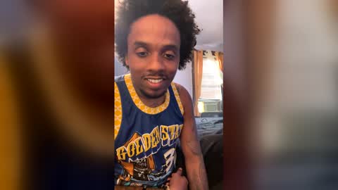 tbone199169 online show from May 17, 2026, 10:28 pm