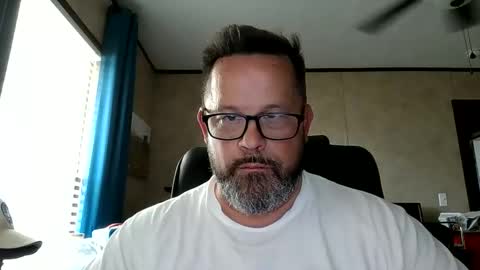 Snapshot of tdhawk87 chatting on March 3, 2026, 8:59 pm tdhawk87 online show from March 3, 2026, 8:59 pm