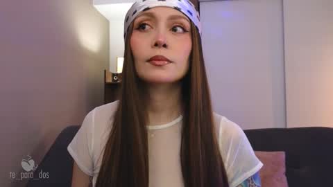 Snapshot of te_para_dos chatting on October 22, 2025, 1:44 pm Leo and Luna online show from October 22, 2025, 1:44 pm