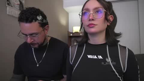 Snapshot of te_para_dos chatting on November 9, 2025, 4:27 pm Leo and Luna online show from November 9, 2025, 4:27 pm