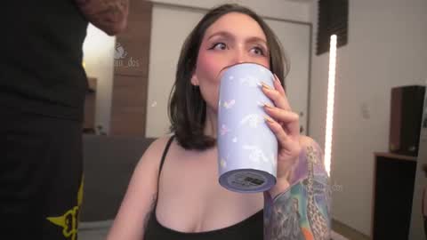 Snapshot of te_para_dos chatting on December 20, 2025, 5:09 pm Leo and Luna online show from December 20, 2025, 5:09 pm