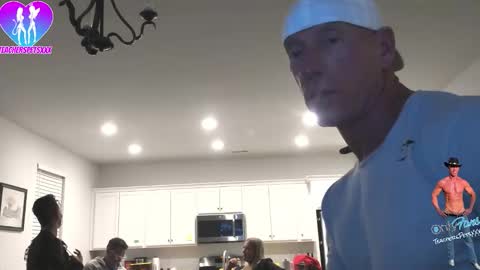 Snapshot of teacherspetsxxx chatting on February 27, 2026, 2:00 am THE TEACHERS PETS online show from February 27, 2026, 2:00 am