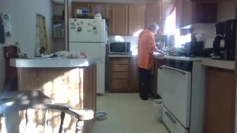 Teak online show from February 18, 2025, 8:58 pm