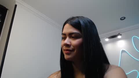 Snapshot of team_dinamite69 chatting on December 17, 2024, 2:33 pm DYNAMITE DUO69 online show from December 17, 2024, 2:33 pm