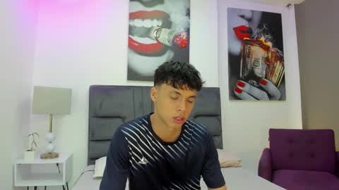 Team Twinks online show from November 7, 2025, 11:21 am