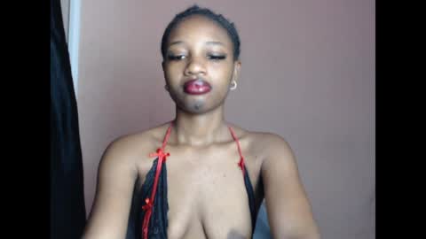 Snapshot of teasexkitty chatting on April 16, 2026, 11:18 pm teasexkitty online show from April 16, 2026, 11:18 pm