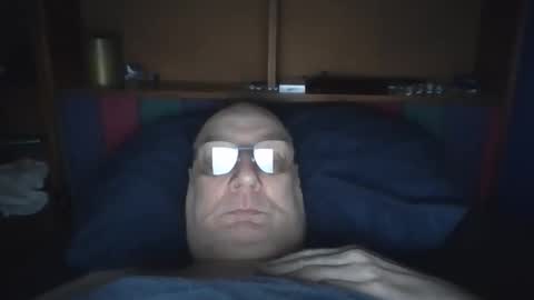 Mark online show from September 26, 2025, 7:23 am