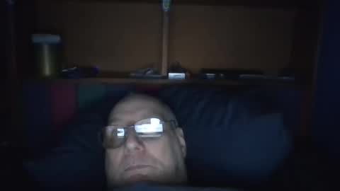 Mark online show from October 26, 2025, 8:15 pm