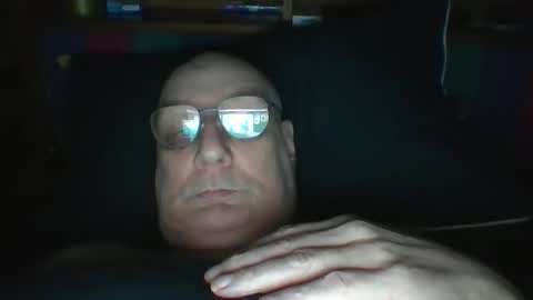 Snapshot of tebb61 chatting on December 18, 2025, 8:09 am Mark online show from December 18, 2025, 8:09 am