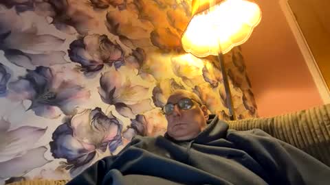 Snapshot of tebb61 chatting on January 11, 2026, 3:06 pm Mark online show from January 11, 2026, 3:06 pm