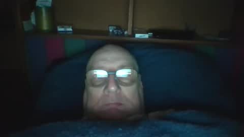 Snapshot of tebb61 chatting on February 15, 2026, 9:41 am Mark online show from February 15, 2026, 9:41 am
