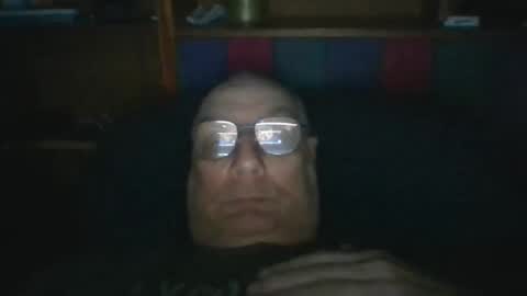 Snapshot of tebb61 chatting on March 11, 2026, 8:42 am Mark online show from March 11, 2026, 8:42 am