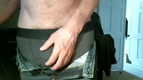 Snapshot of techloot chatting on February 1, 2025, 7:55 pm techloot online show from February 1, 2025, 7:55 pm