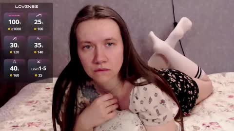 Nickie online show from October 25, 2025, 11:29 am