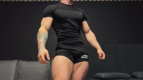 Snapshot of technohotgod chatting on November 25, 2025, 4:23 am Andy Psy online show from November 25, 2025, 4:23 am