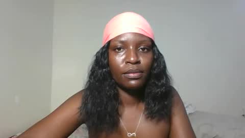 Snapshot of tee_kaicy chatting on October 28, 2025, 8:33 pm kaicy online show from October 28, 2025, 8:33 pm