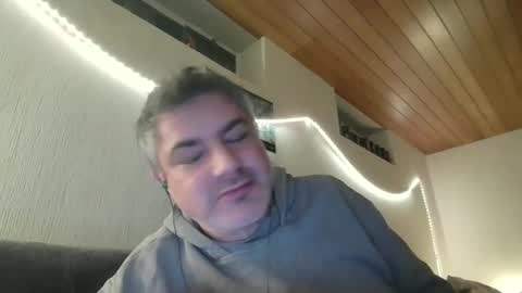 Snapshot of teeforyou chatting on January 15, 2025, 12:51 am Peter online show from January 15, 2025, 12:51 am