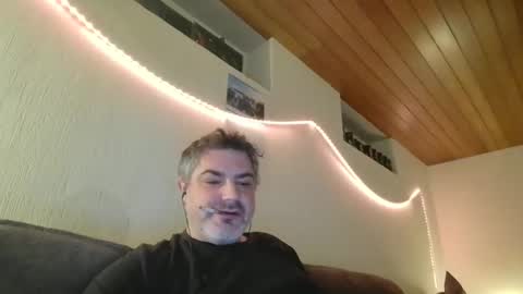 Snapshot of teeforyou chatting on January 31, 2025, 5:19 am Peter online show from January 31, 2025, 5:19 am
