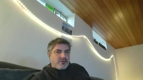 Snapshot of teeforyou chatting on February 18, 2025, 7:21 am Peter online show from February 18, 2025, 7:21 am