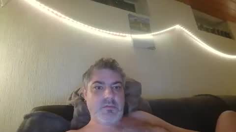 Snapshot of teeforyou chatting on September 18, 2025, 9:50 pm Peter online show from September 18, 2025, 9:50 pm