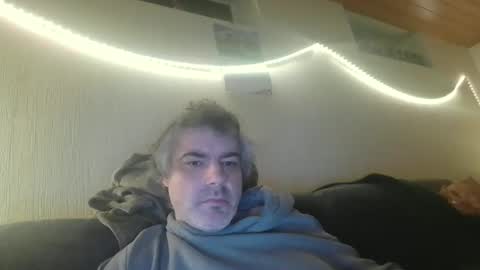 Snapshot of teeforyou chatting on February 14, 2026, 6:48 pm Peter online show from February 14, 2026, 6:48 pm