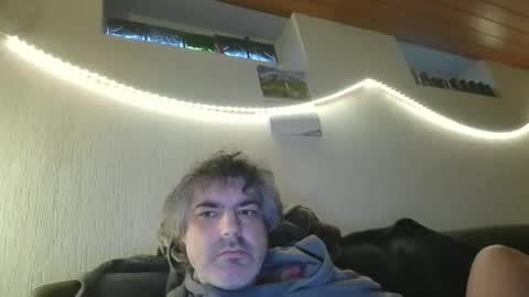 Snapshot of teeforyou chatting on March 4, 2026, 5:19 pm Peter online show from March 4, 2026, 5:19 pm