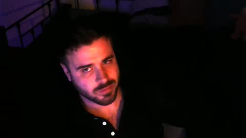 Snapshot of tehvillain chatting on February 15, 2025, 3:20 am tehvillain online show from February 15, 2025, 3:20 am