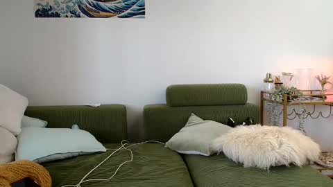 Telea Evans online show from December 12, 2024, 3:54 am