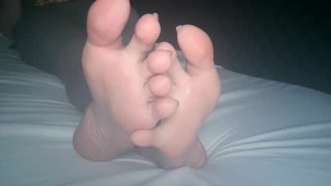 Snapshot of telegram1030 chatting on October 16, 2025, 4:02 am Viv West online show from October 16, 2025, 4:02 am