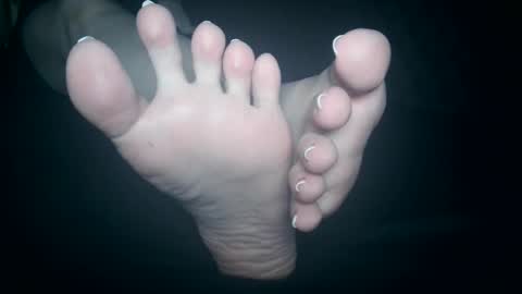 Snapshot of telegram1030 chatting on October 21, 2025, 3:51 am Viv West online show from October 21, 2025, 3:51 am