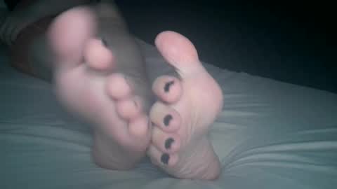 Snapshot of telegram1030 chatting on October 28, 2025, 4:16 am Viv West online show from October 28, 2025, 4:16 am